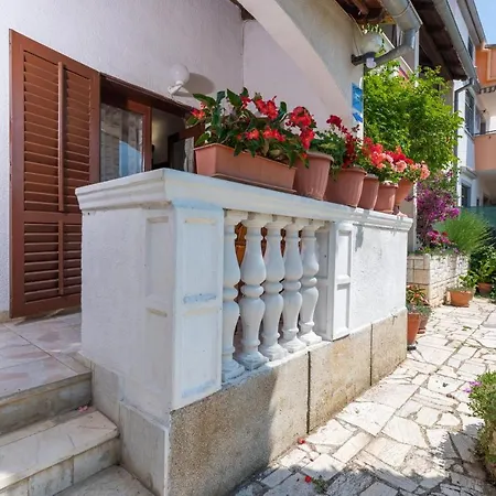 Apartments Belsa Rovinj Exterior photo